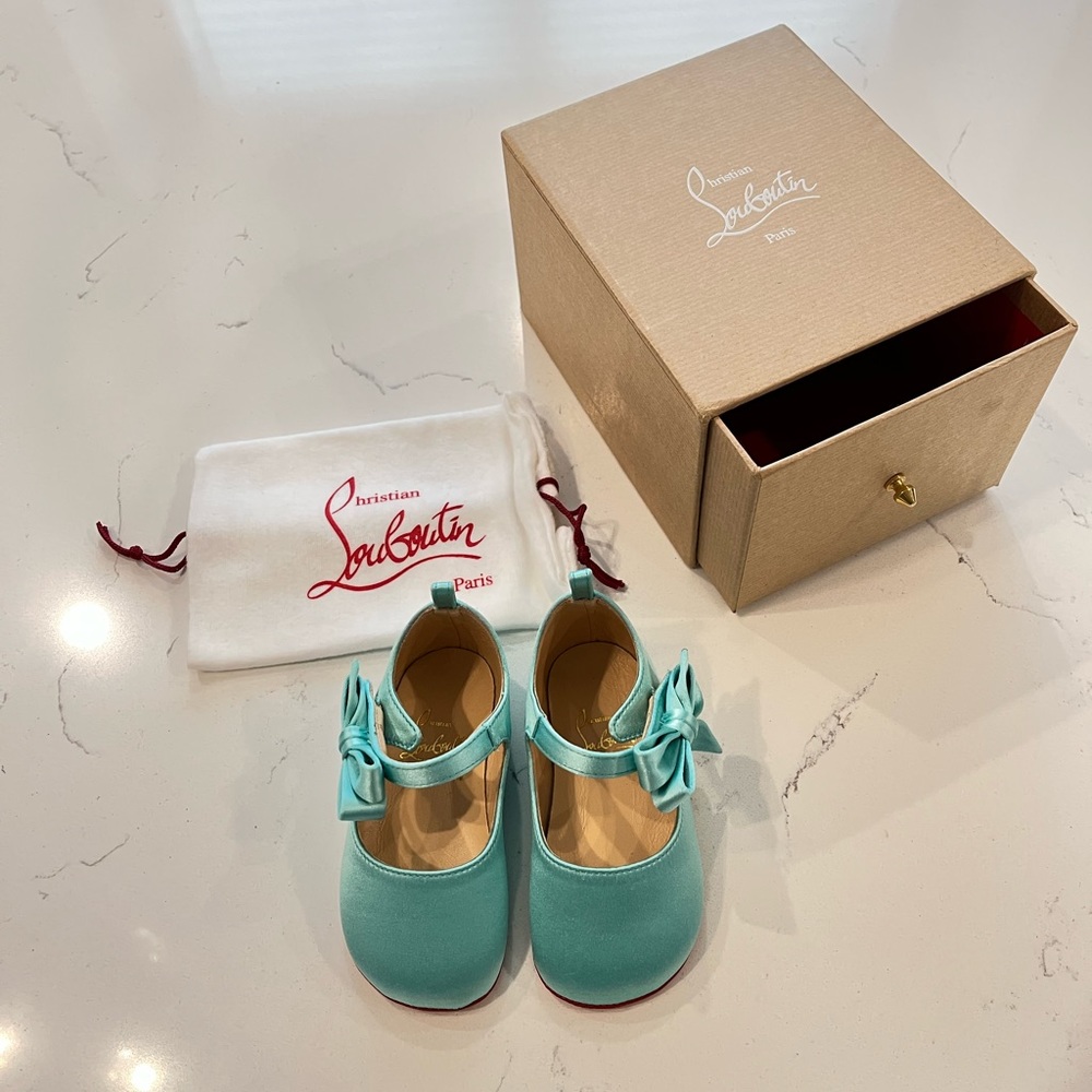 NEW! Christian Louboutin Lou Bar Flats